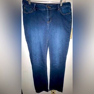 Natural Reflections Women’s Straight Leg Jeans Size 10 Dark Rinse Stretch